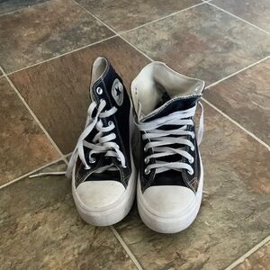 Converse platform sneakers